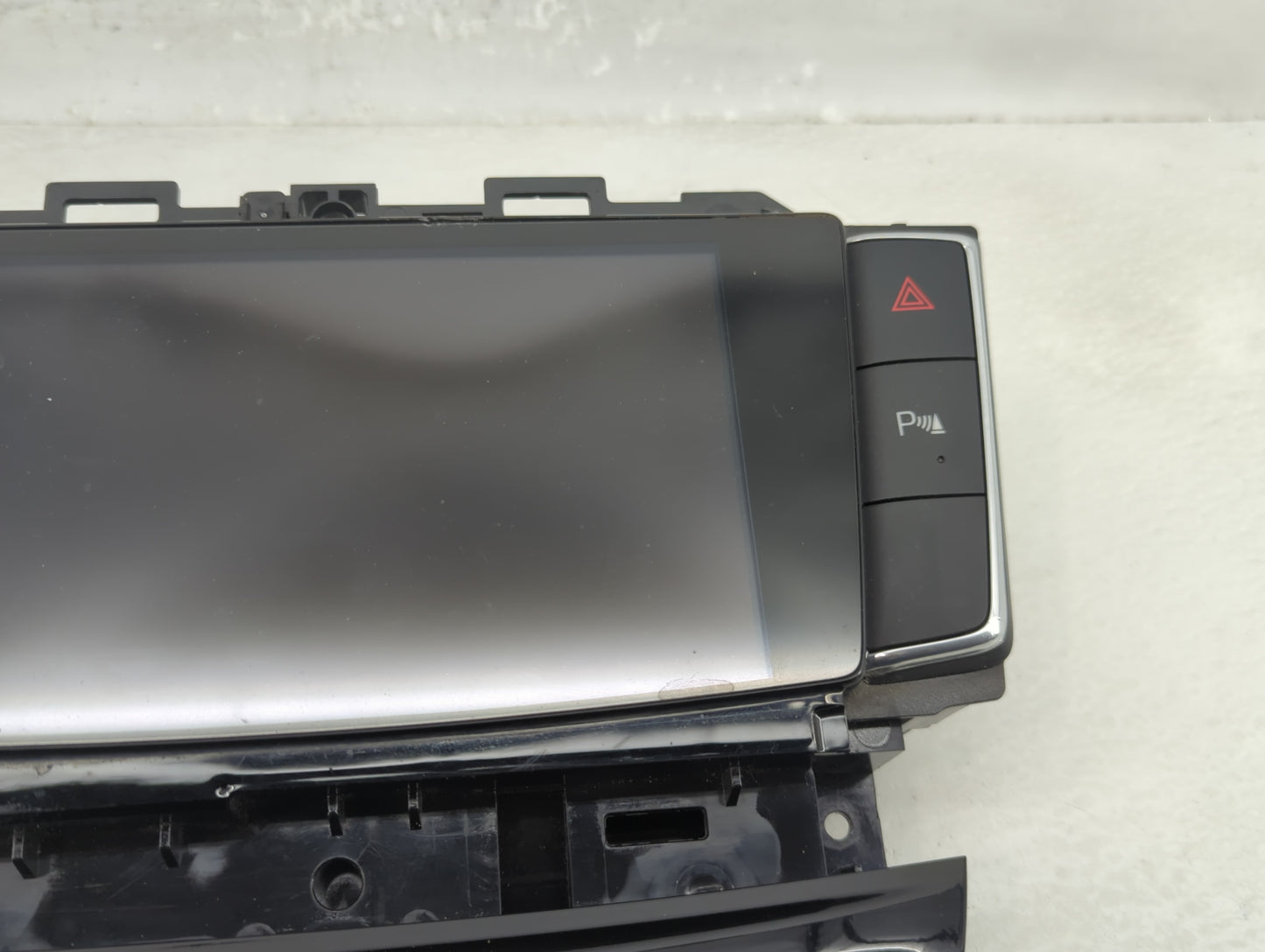2018-2019 Buick Enclave Radio Control Panel - Oemusedautoparts1.com