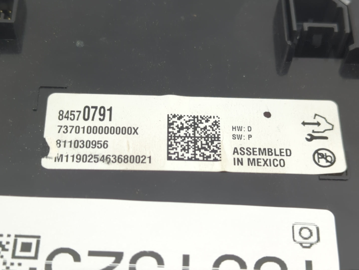 2018-2019 Buick Enclave Radio Control Panel - Oemusedautoparts1.com