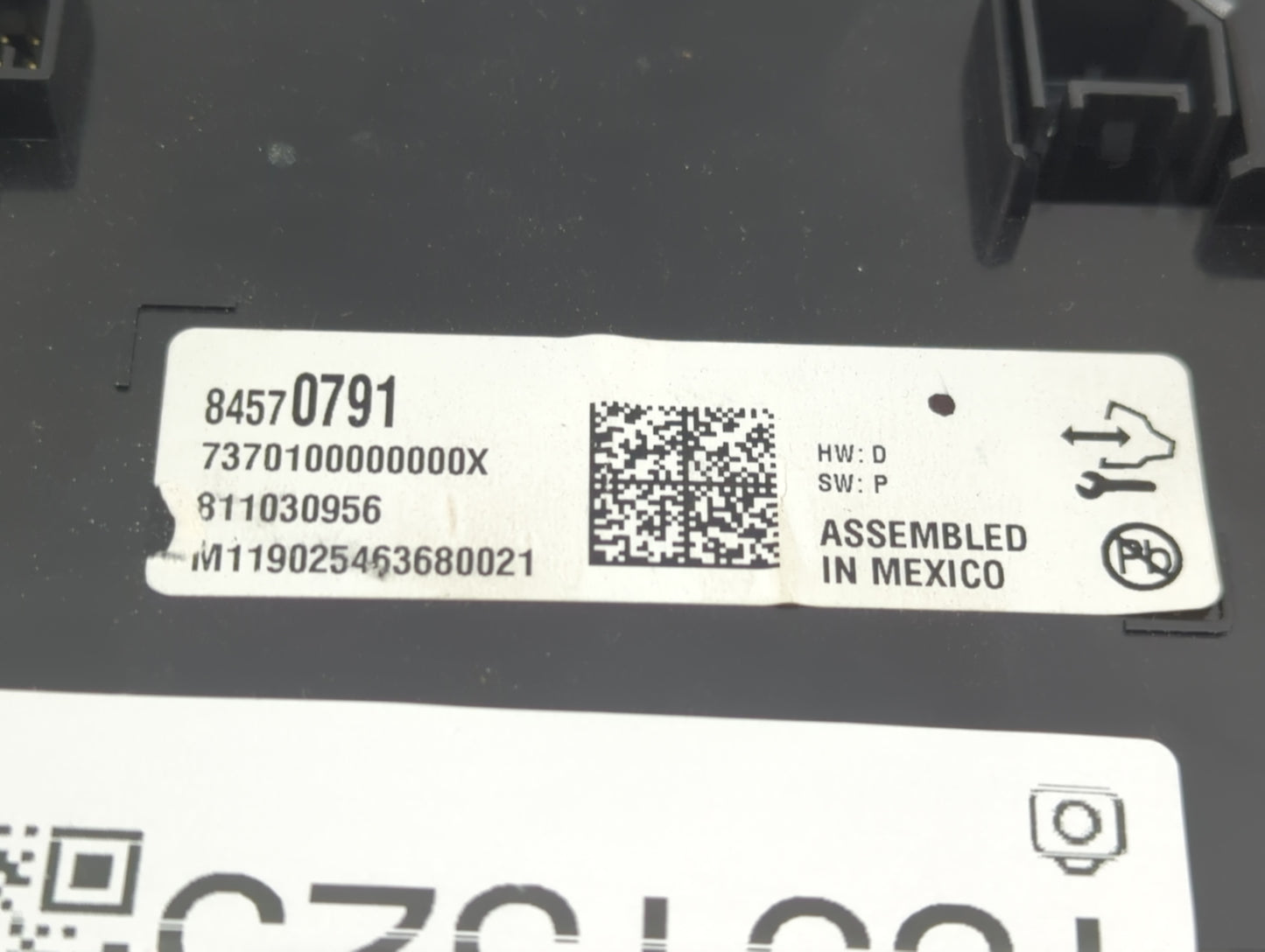 2018-2019 Buick Enclave Radio Control Panel - Oemusedautoparts1.com