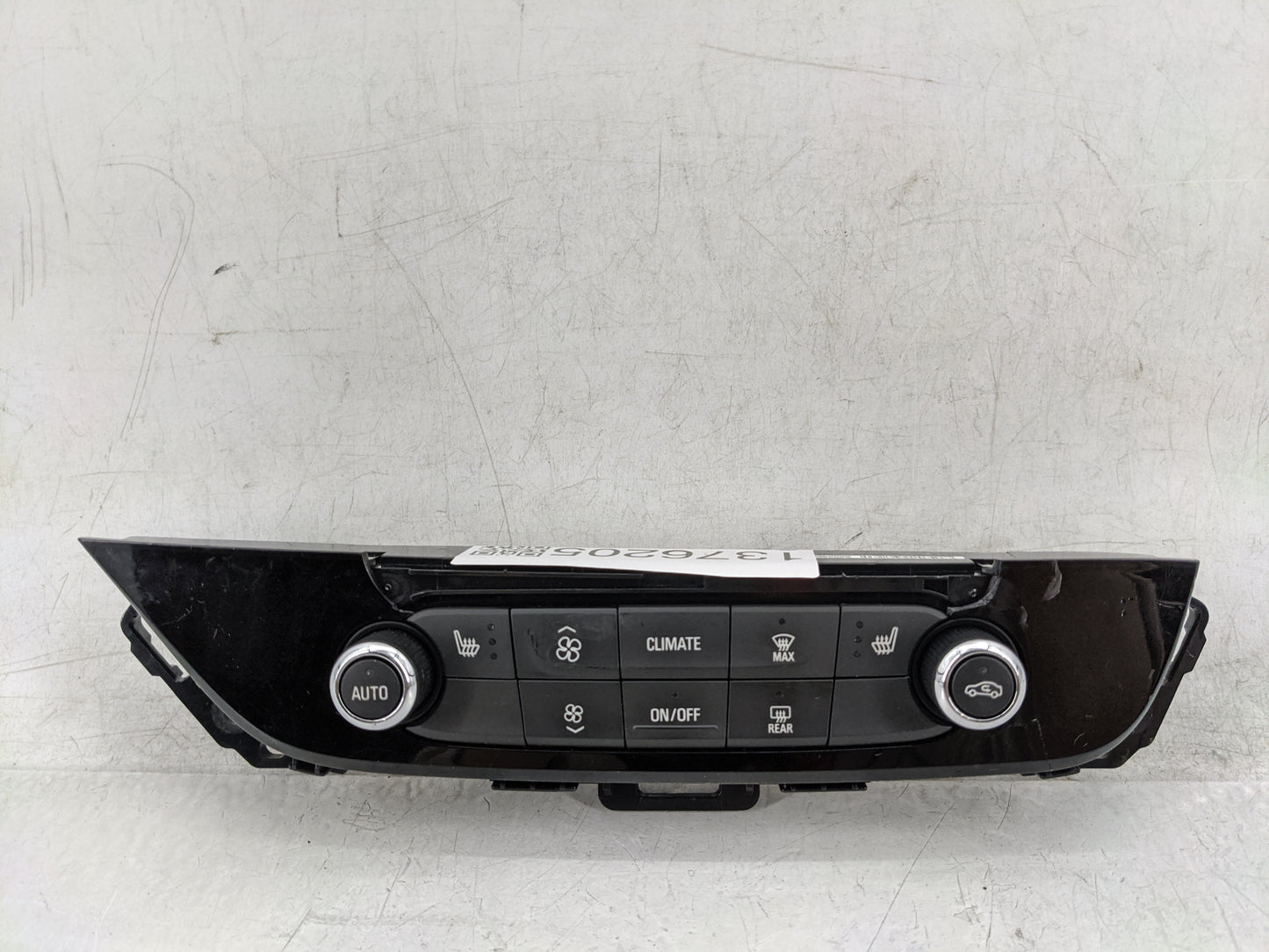2018-2020 Buick Enclave Climate Control Module Temperature AC/Heater Replacement P/N:811030956 84497455 Fits Fits 2018 2019 