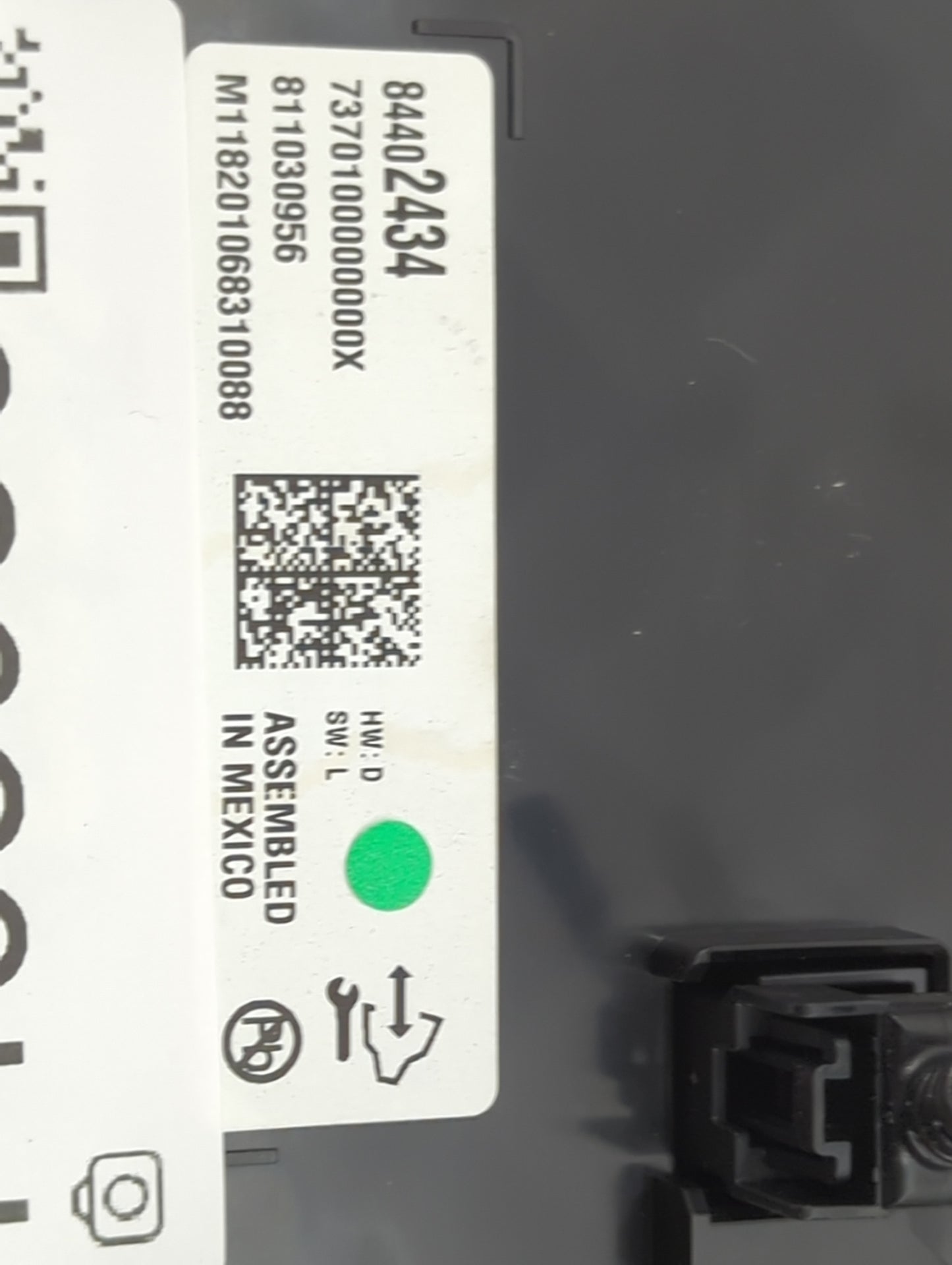 2018-2019 Buick Enclave Radio Control Panel 1463956 - Oemusedautoparts1.com