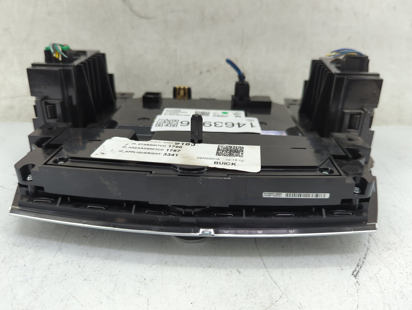 2018-2019 Buick Enclave Radio Control Panel 1463956 - Oemusedautoparts1.com
