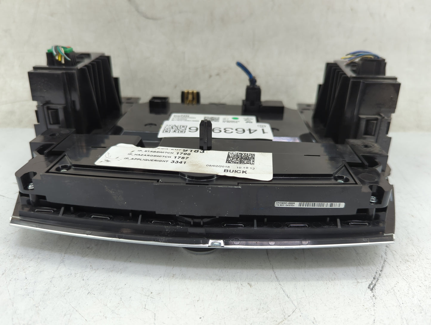 2018-2019 Buick Enclave Radio Control Panel 1463956 - Oemusedautoparts1.com