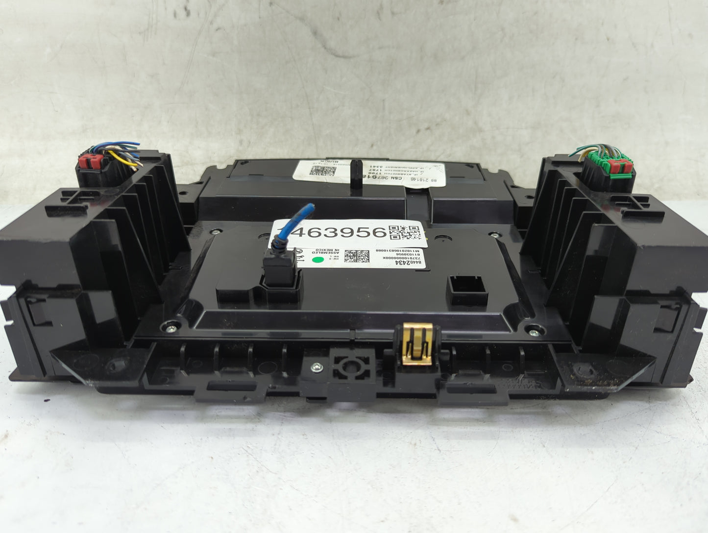 2018-2019 Buick Enclave Radio Control Panel 1463956 - Oemusedautoparts1.com