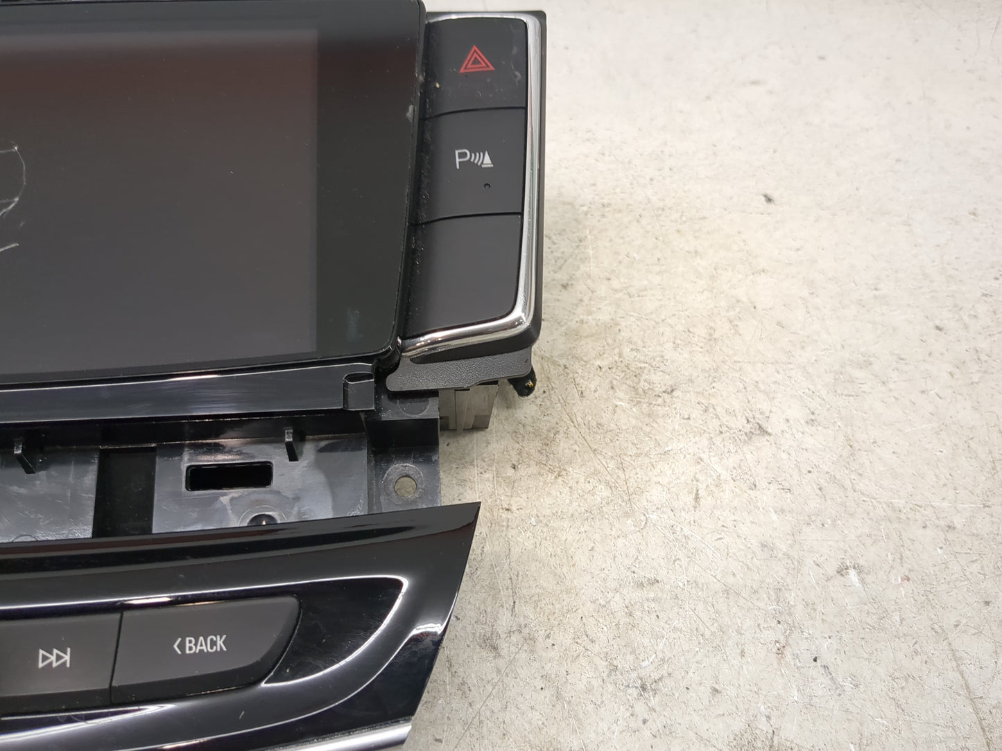 2018-2019 Buick Enclave Radio AM FM Cd Player Receiver Replacement P/N:84520791 13511533341368881B Fits Fits 2018 2019 OEM U