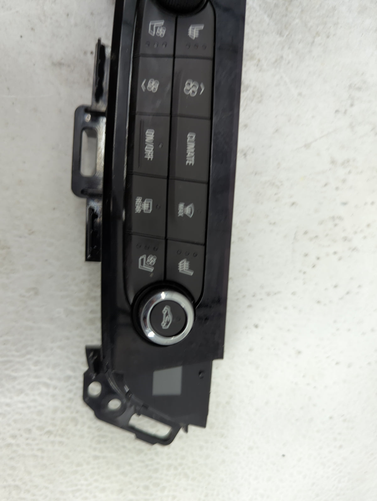 2018-2020 Buick Enclave Climate Control Module Temperature AC/Heater Replacement P/N:84320469 7370200000X Fits Fits 2018 201