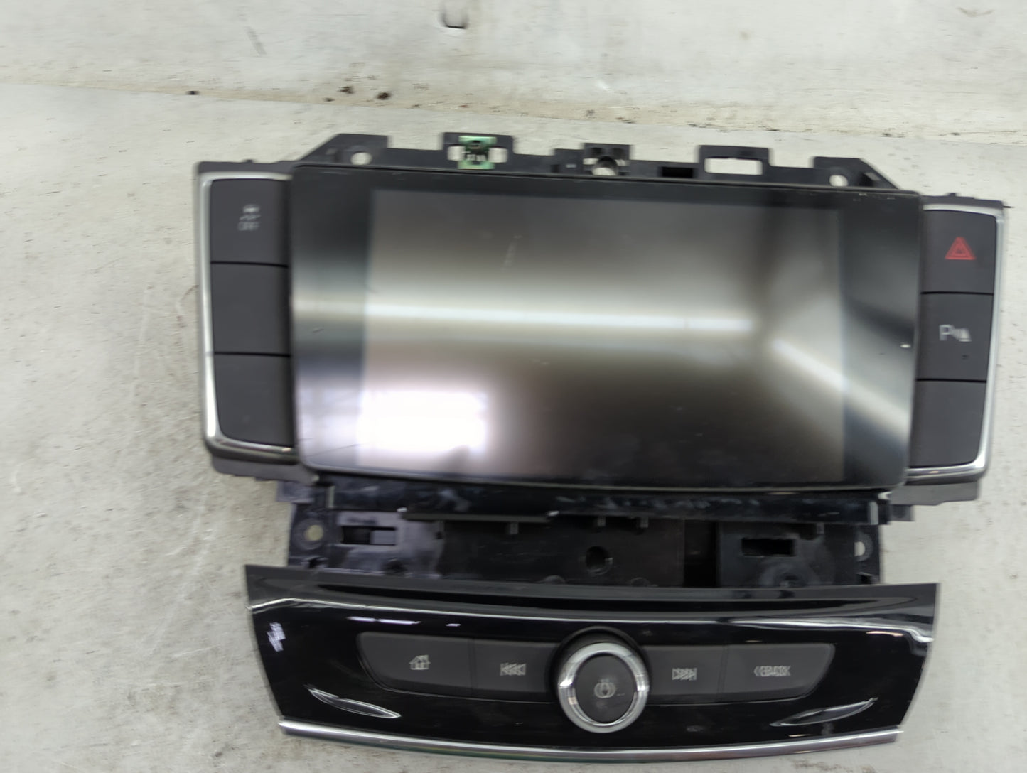 2018-2019 Buick Enclave Radio AM FM Cd Player Receiver Replacement P/N:84570791 7370100000000X, 811030956 Fits Fits 2018 201