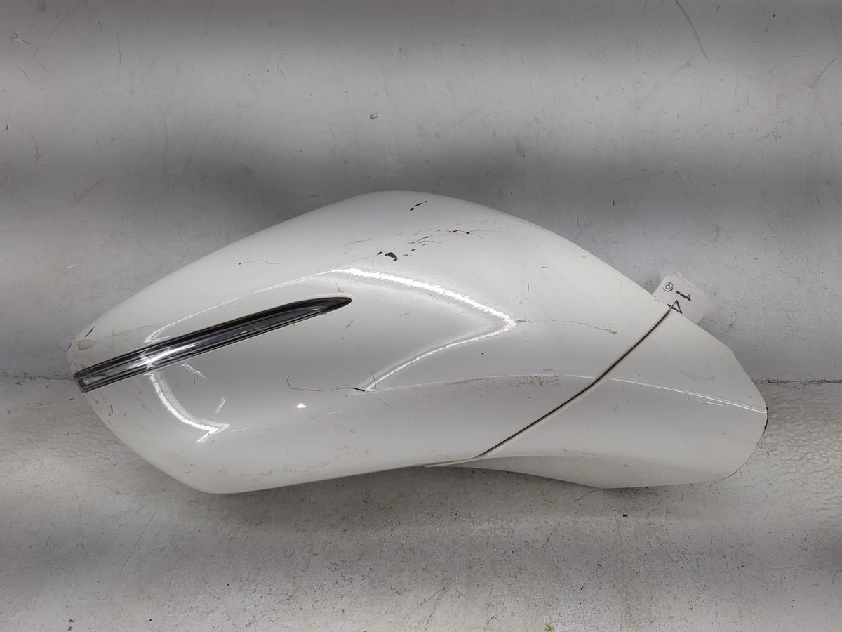 2018-2019 Buick Enclave Passenger Right Side View Manual Door Mirror - Oemusedautoparts1.com