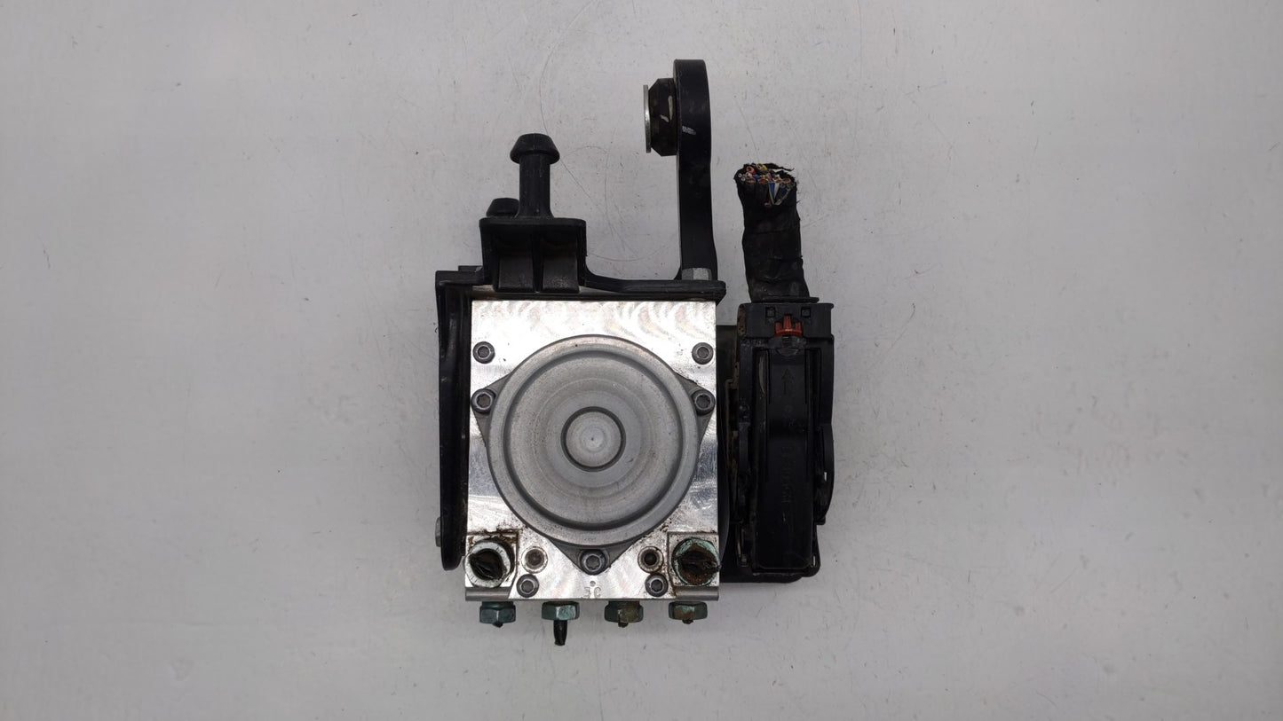 2019-2020 Buick Enclave ABS Pump Control Module Replacement P/N:84503309 Fits Fits 2019 2020 OEM Used Auto Parts - Oemusedau