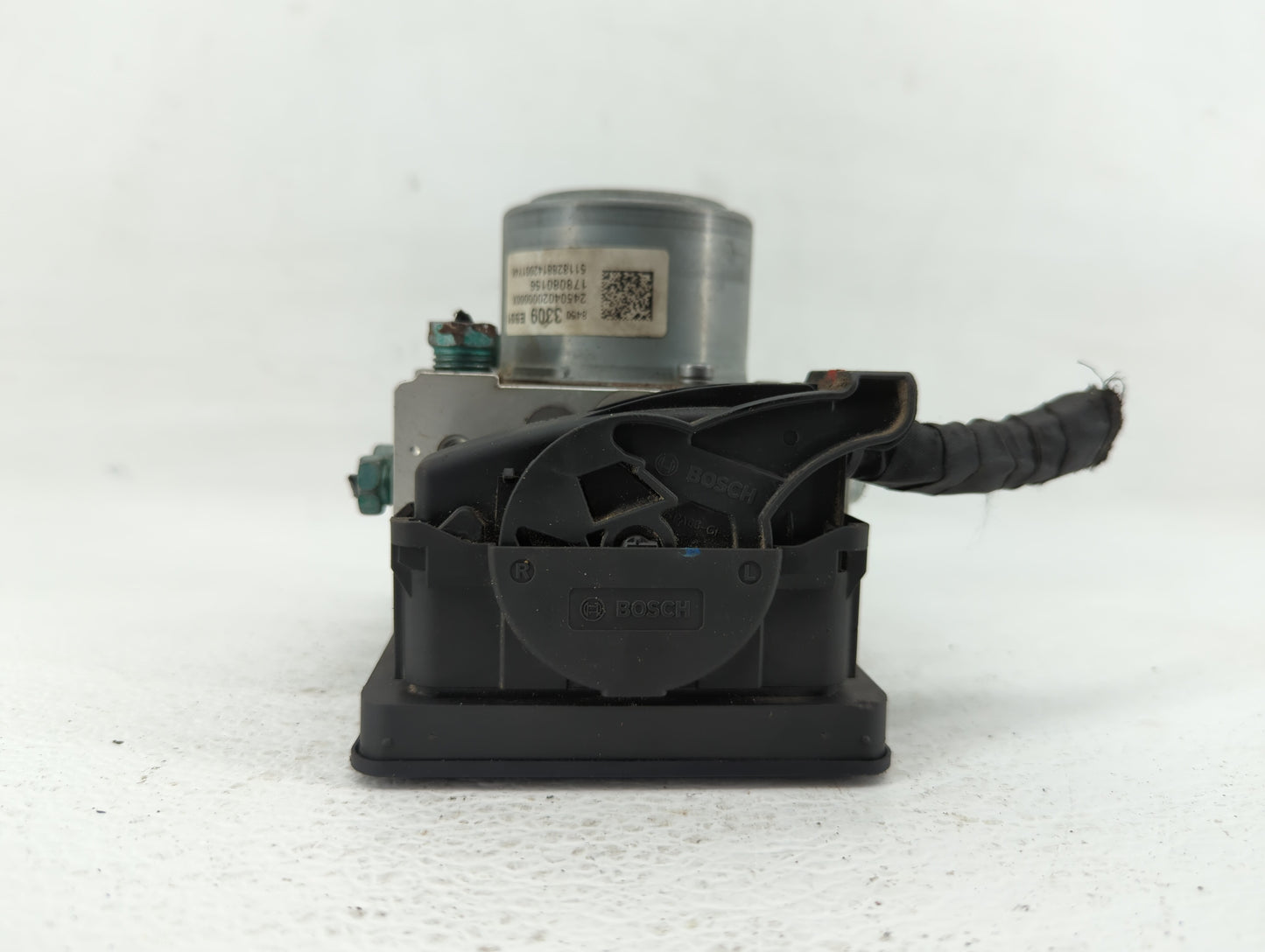2019-2020 Buick Enclave ABS Pump Control Module Replacement P/N:84503309 84502698, 84738978 Fits Fits 2019 2020 2021 2022 OE