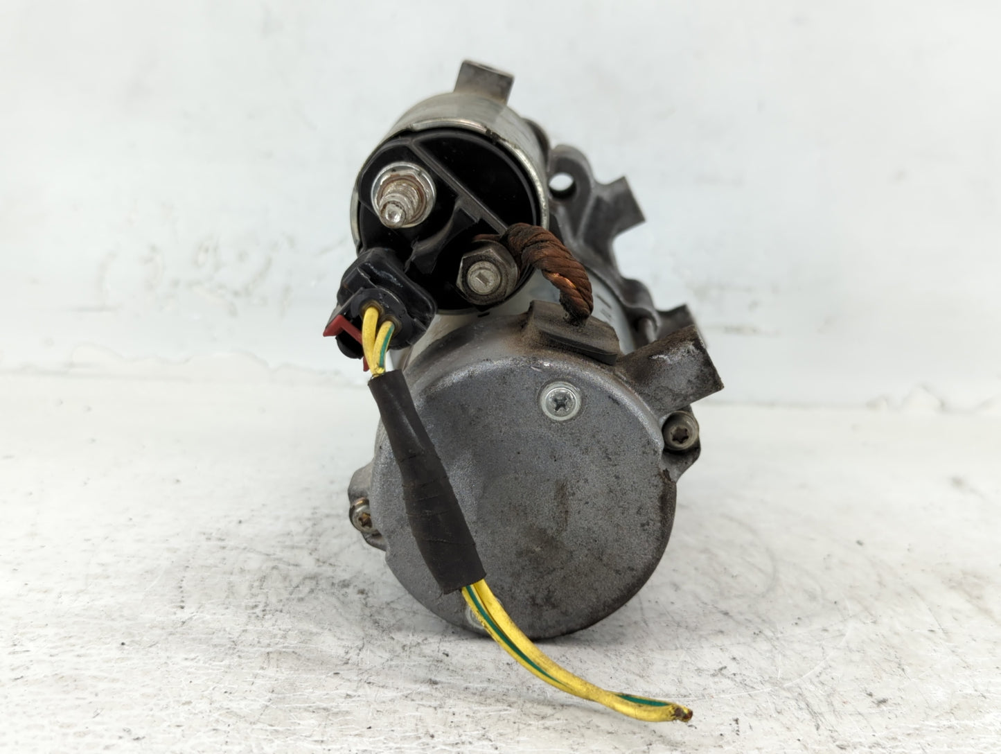 2018-2020 Buick Enclave Car Starter Motor Solenoid OEM P/N:12667973 Fits Fits 2016 2017 2018 2019 2020 2021 2022 OEM Used Au