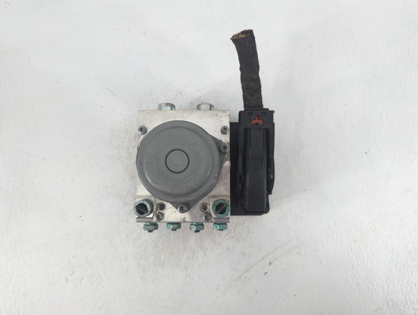 2019-2020 Buick Enclave ABS Pump Control Module Replacement P/N:84503309 Fits Fits 2019 2020 2021 2022 OEM Used Auto Parts -