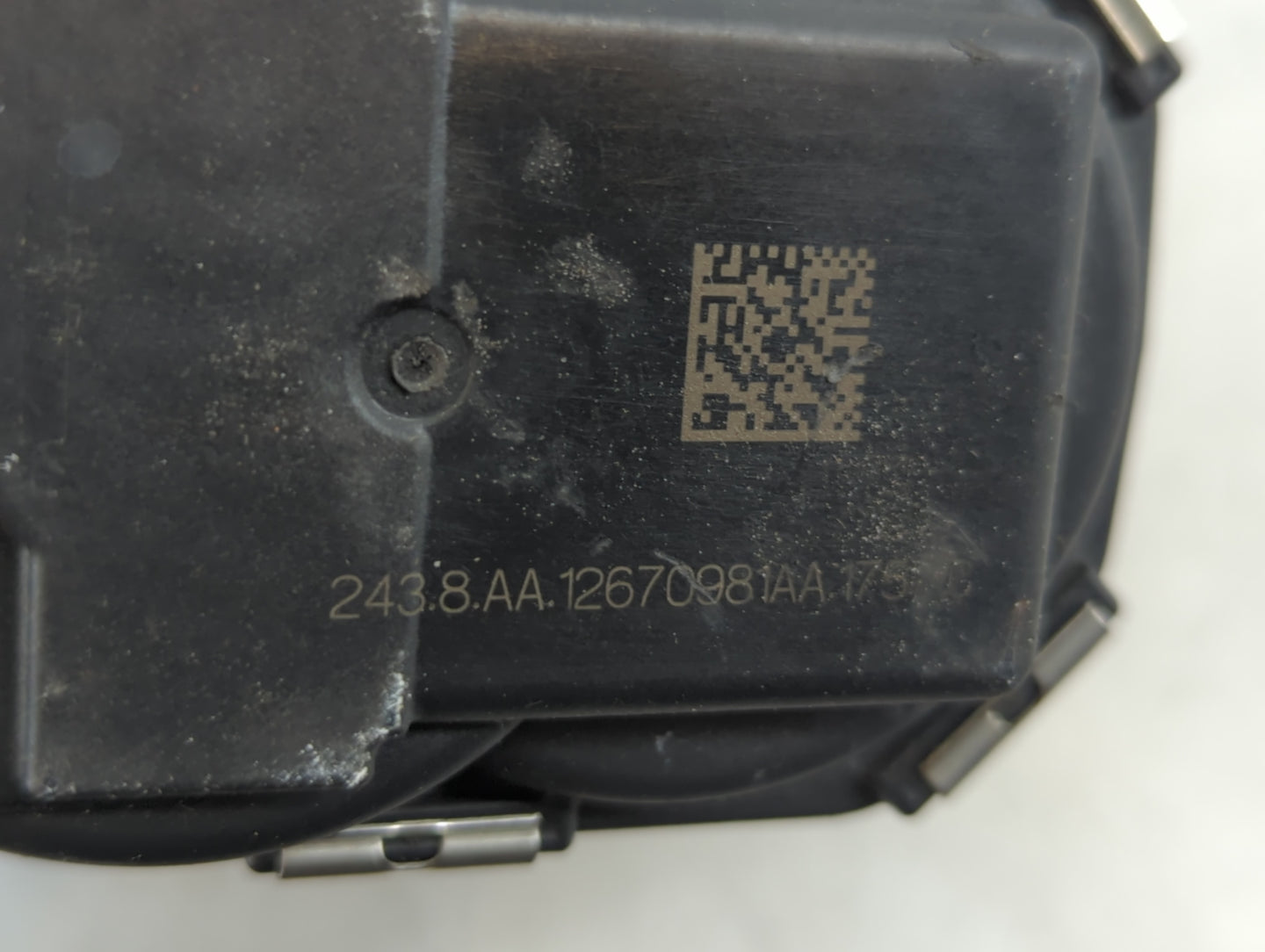 2012-2020 Buick Enclave Throttle Body P/N:12670981AA Fits Fits 2012 2013 2014 2015 2016 2017 2018 2019 2020 2021 2022 OEM Us