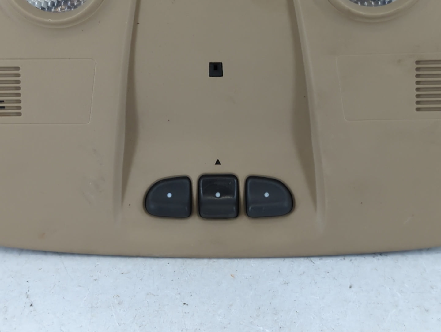 2019 Buick Enclave Overhead Roof Console - Oemusedautoparts1.com