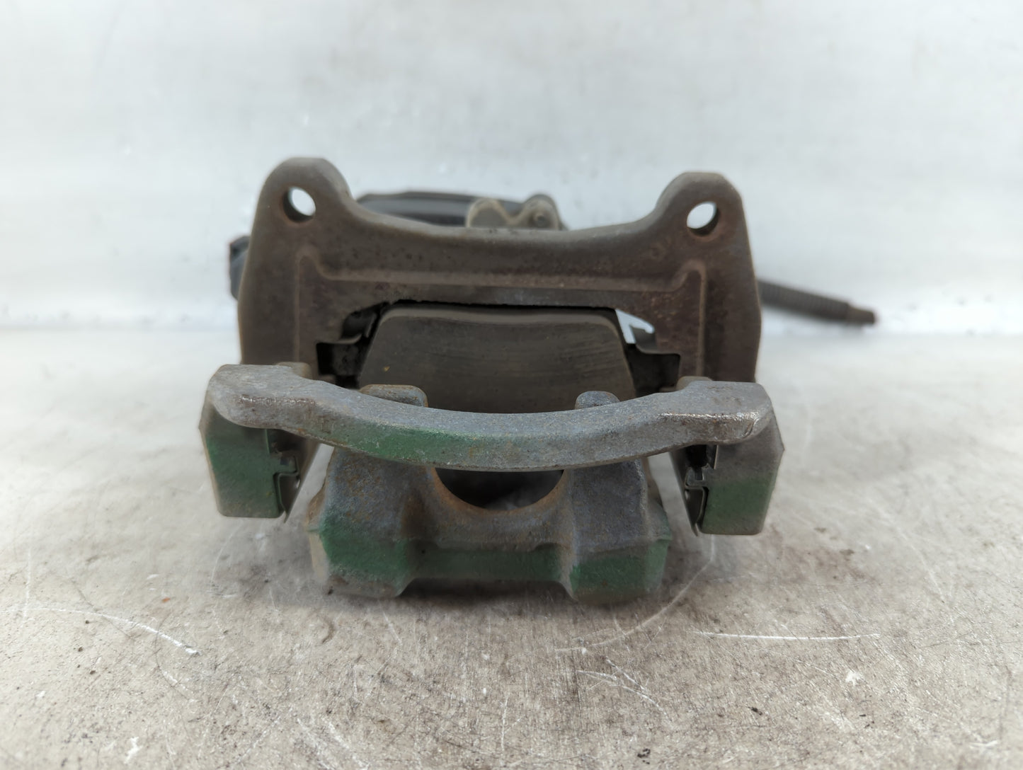 2018-2020 Buick Enclave Front Driver Left Brake Caliper - Oemusedautoparts1.com