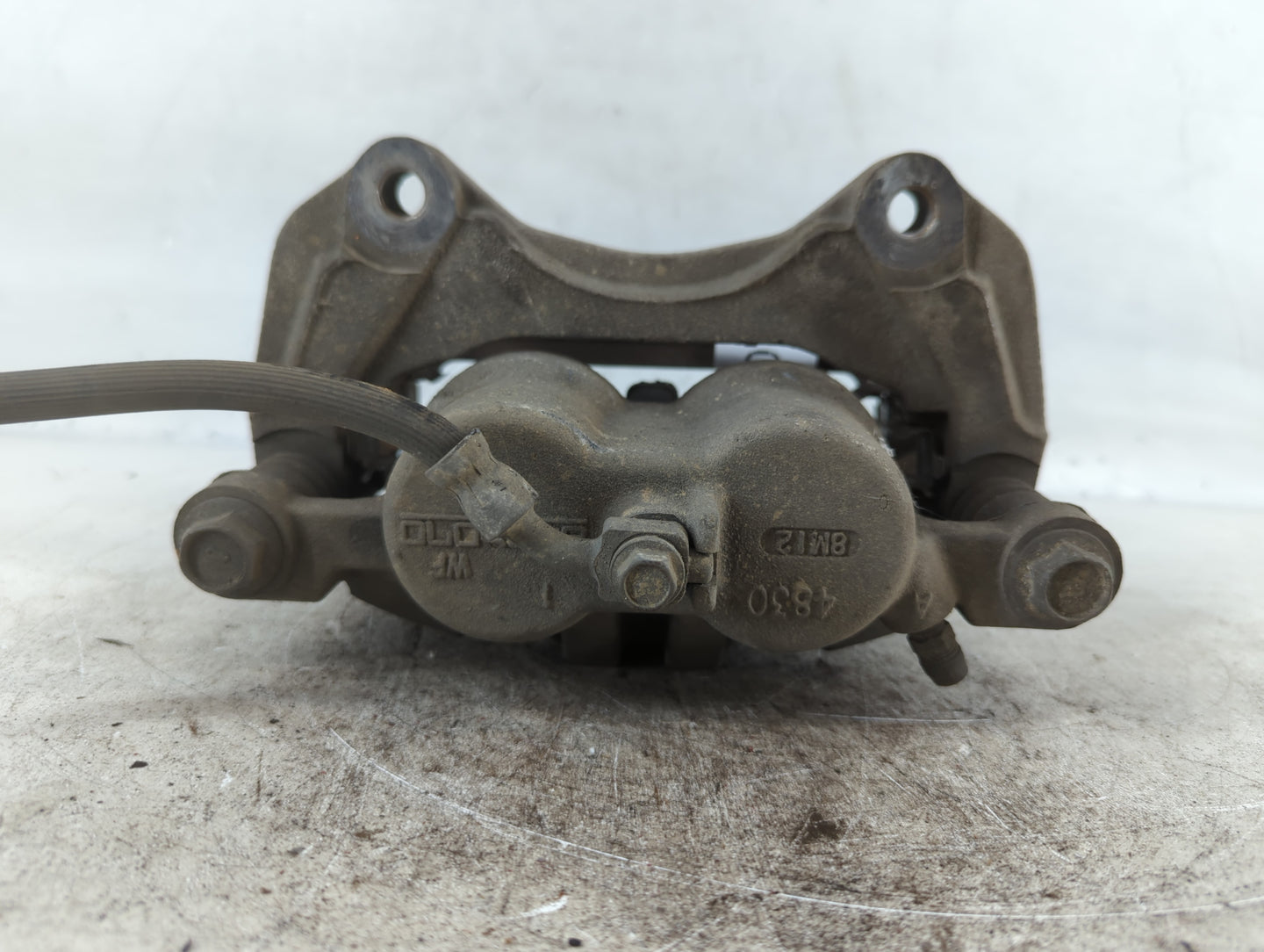 2018-2020 Buick Enclave Front Driver Left Brake Caliper - Oemusedautoparts1.com