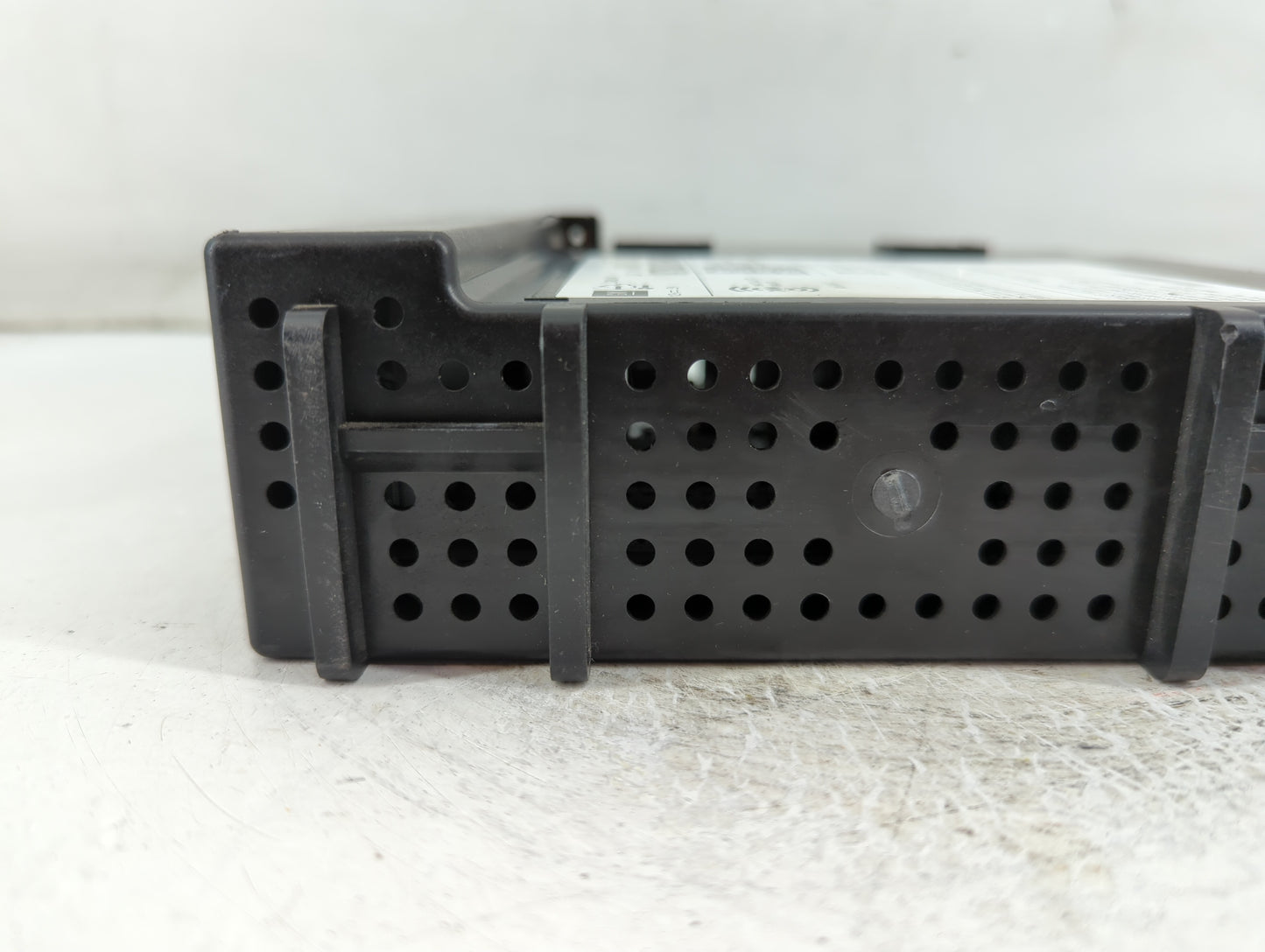 2019 Buick Enclave Radio AM FM Cd Player Receiver Replacement P/N:84361175 Fits OEM Used Auto Parts - Oemusedautoparts1.com