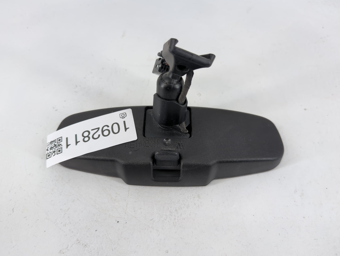 2013-2020 Buick Encore Interior Rear View Mirror Replacement OEM P/N:E11046391 E11026391 Fits OEM Used Auto Parts - Oemuseda