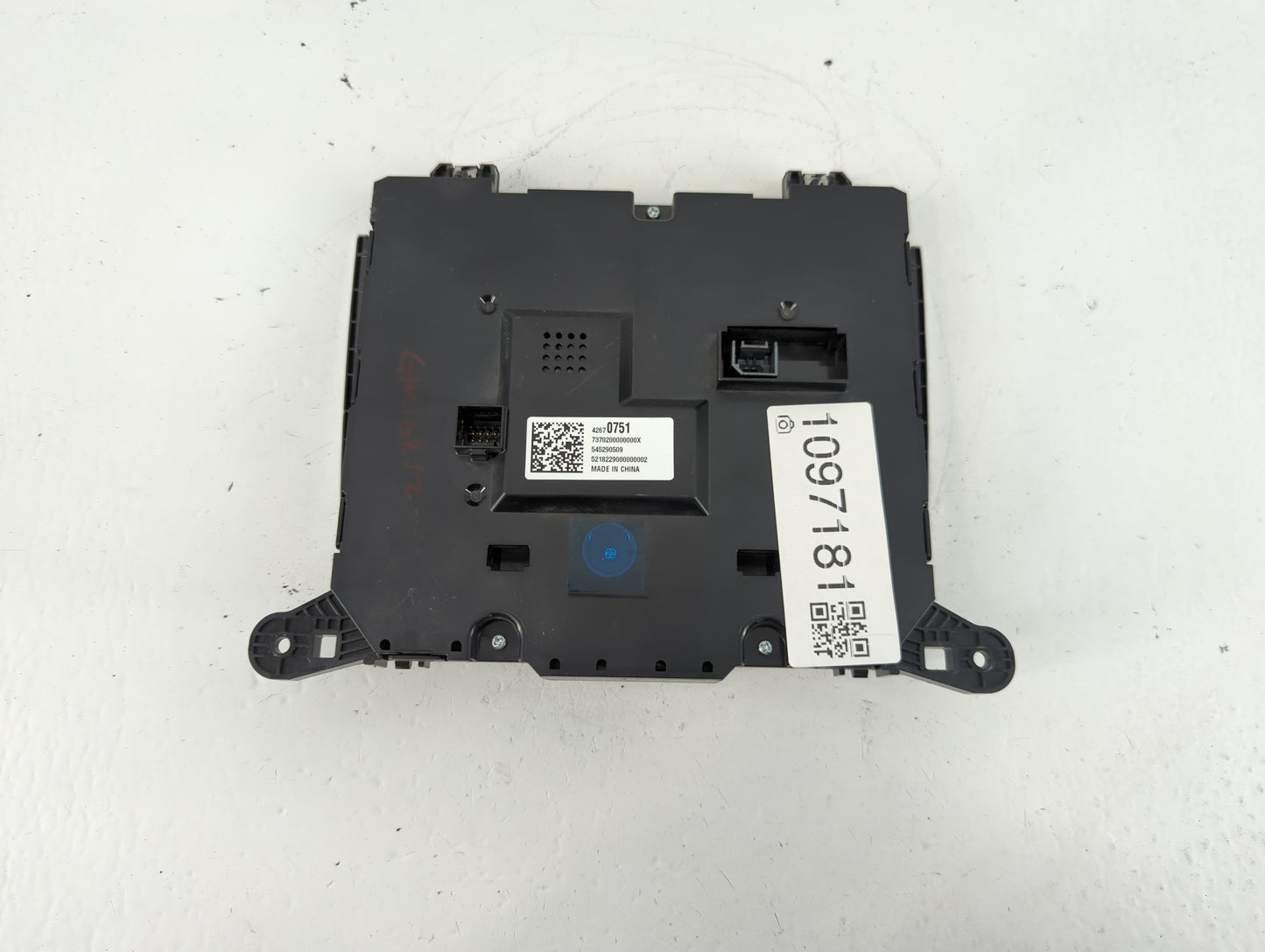 2017-2021 Buick Encore Radio AM FM Cd Player Receiver Replacement P/N:42670751 Fits Fits 2017 2018 2019 2020 2021 OEM Used A