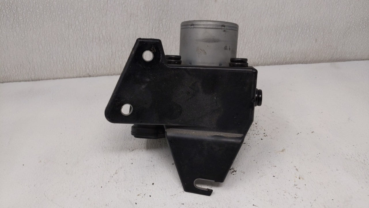 2017-2021 Buick Encore ABS Pump Control Module Replacement P/N:42643519 Fits Fits 2017 2018 2019 2020 2021 OEM Used Auto Par