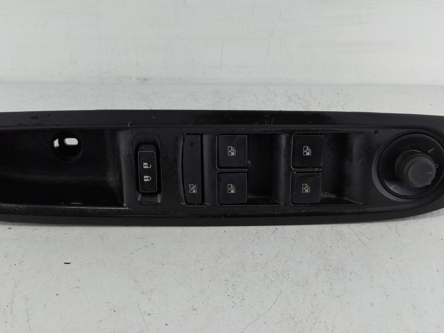 2017-2020 Buick Encore Master Power Window Switch Replacement Driver Side Left P/N:22915128 95025518-600R Fits OEM Used Auto