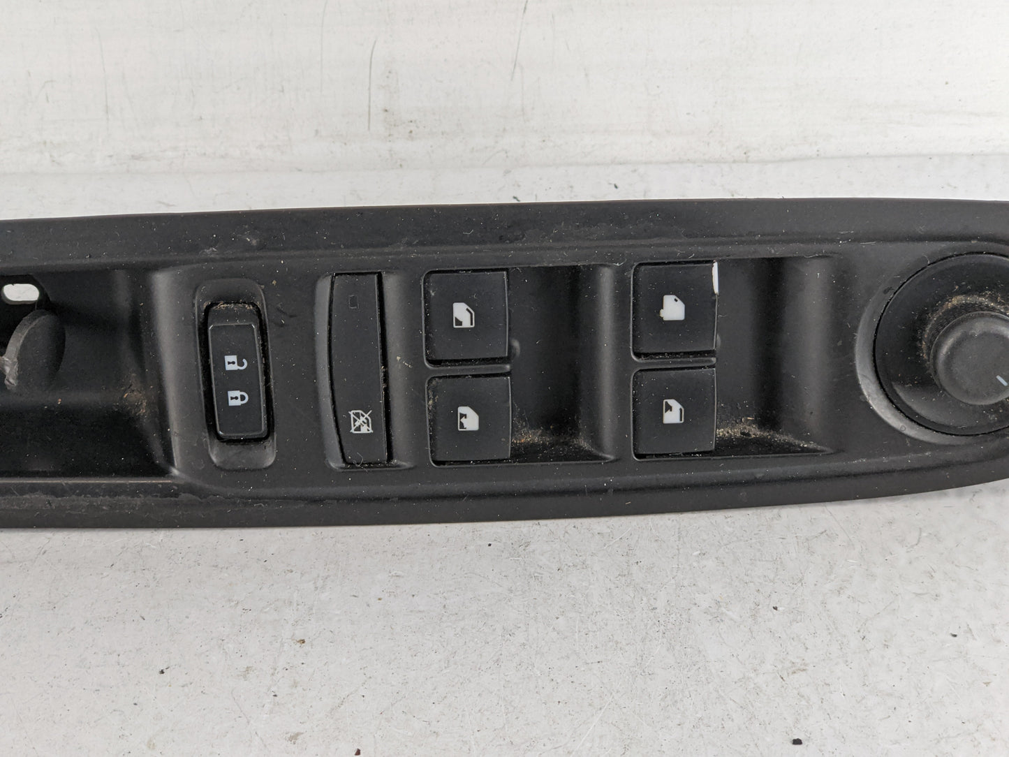 2017-2020 Buick Encore Master Power Window Switch Replacement Driver Side Left P/N:22915123 Fits Fits 2017 2018 2019 2020 OE