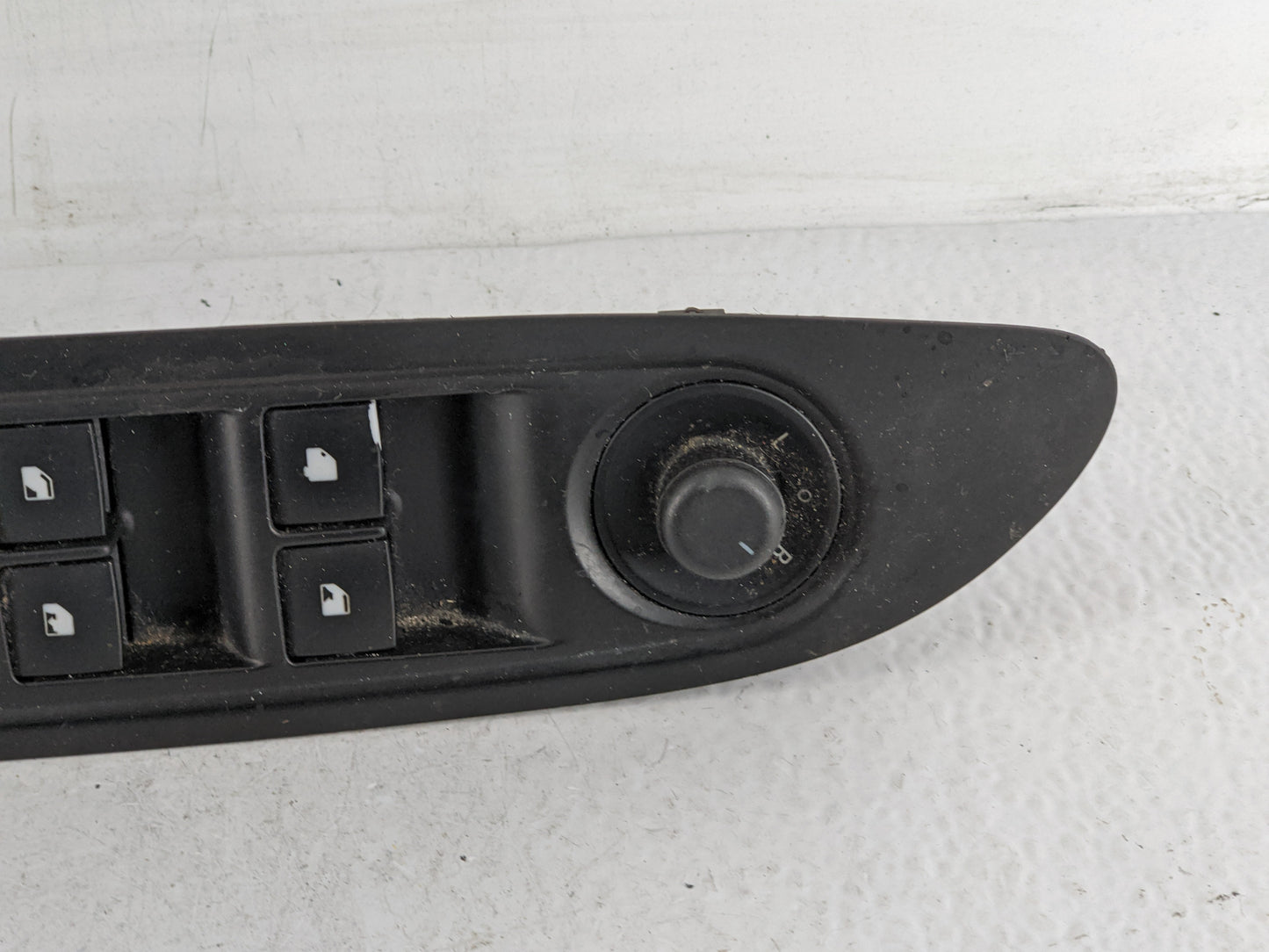 2017-2020 Buick Encore Master Power Window Switch Replacement Driver Side Left P/N:22915123 Fits Fits 2017 2018 2019 2020 OE