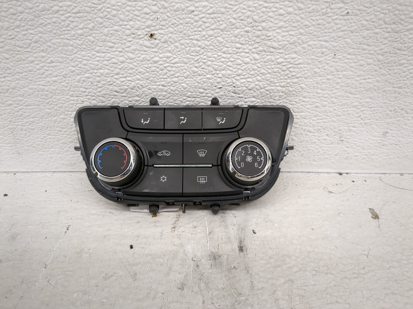 2017-2019 Buick Encore Climate Control Module Temperature AC/Heater Replacement P/N:39081561 Fits Fits 2017 2018 2019 OEM Us