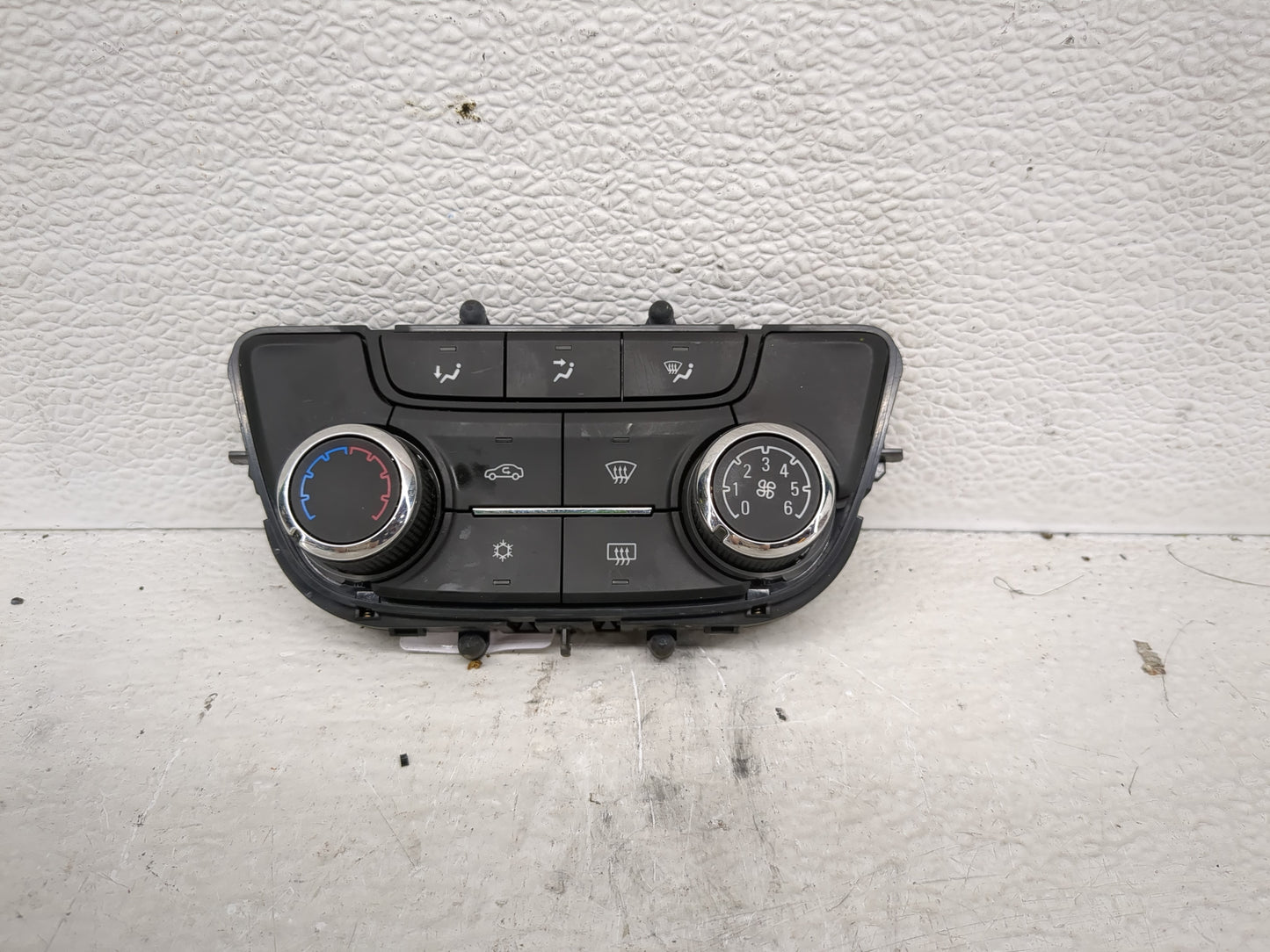 2017-2019 Buick Encore Climate Control Module Temperature AC/Heater Replacement P/N:39081561 Fits Fits 2017 2018 2019 OEM Us
