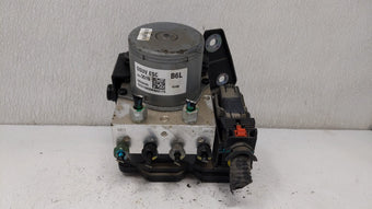 compare product 2017-2019 Buick Encore ABS Pump Control Module Replacement P/N:42643519 Fits Fits 2017 2018 2019 OEM Used Auto Parts