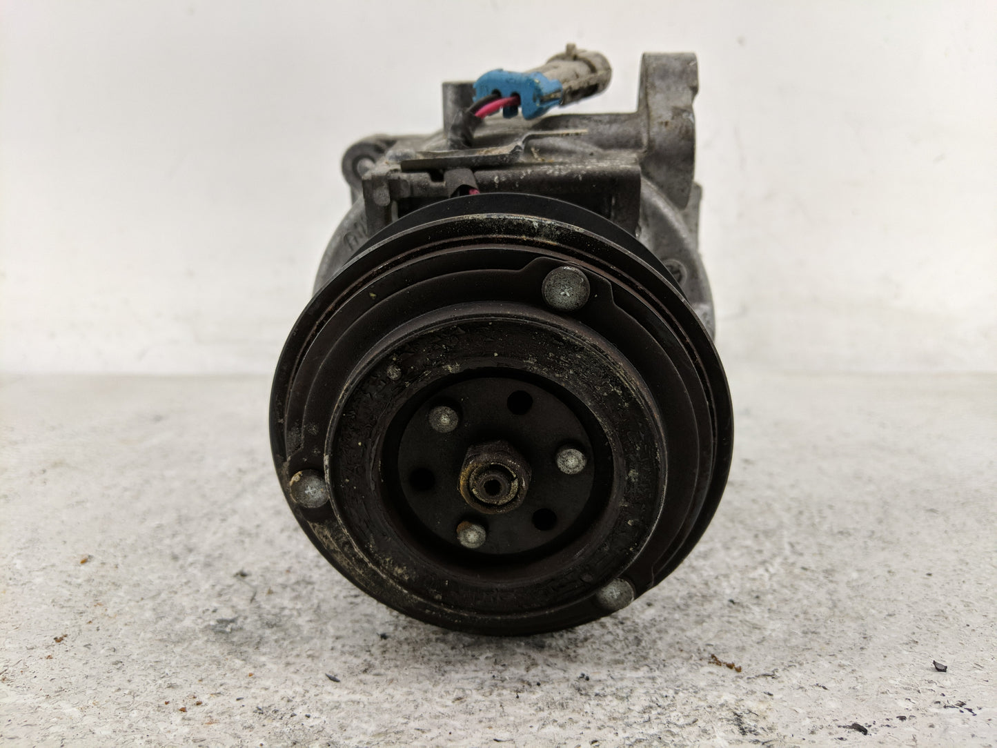 2019 Buick Encore Alternator Replacement Generator Charging Assembly Engine OEM P/N:AKT200A438 426229982998 Fits OEM Used Au