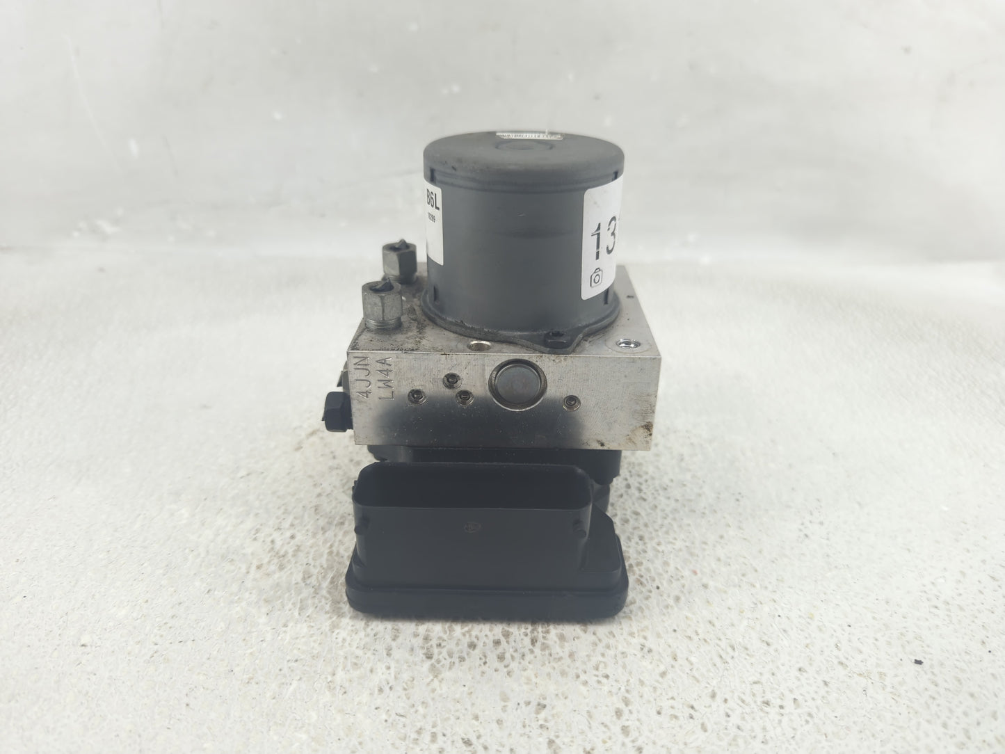 2017-2021 Buick Encore ABS Pump Control Module Replacement P/N:688250455 42643519 Fits Fits 2017 2018 2019 2020 2021 OEM Use