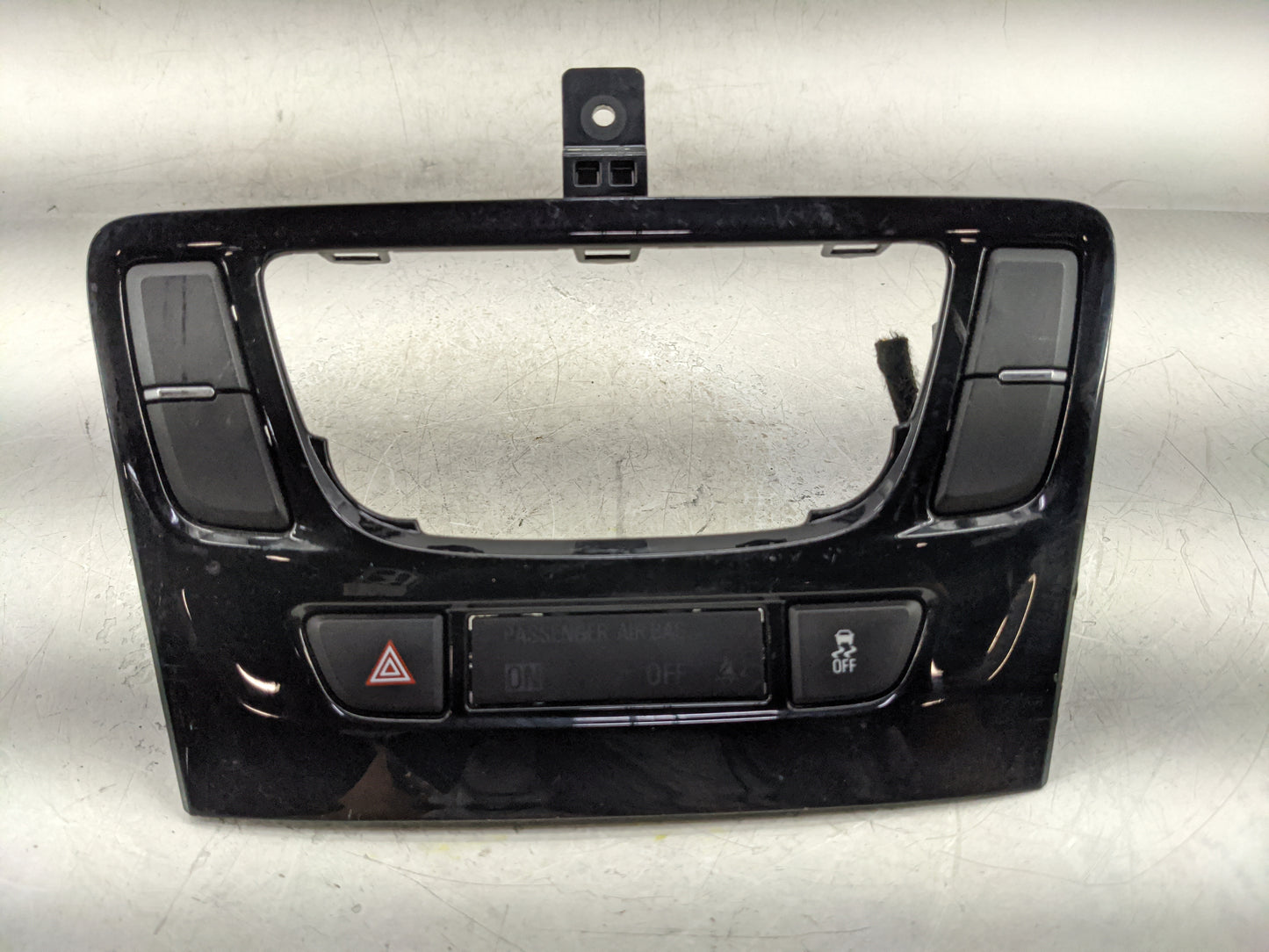 2017-2020 Buick Encore Climate Control Module Temperature AC/Heater Replacement P/N:42457912 Fits Fits 2017 2018 2019 2020 O