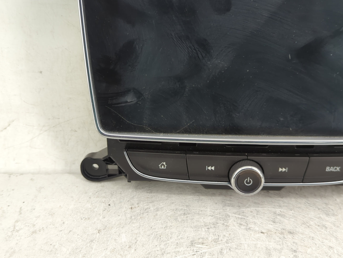 2017-2021 Buick Encore Radio AM FM Cd Player Receiver Replacement P/N:42670751 Fits Fits 2017 2018 2019 2020 2021 OEM Used A
