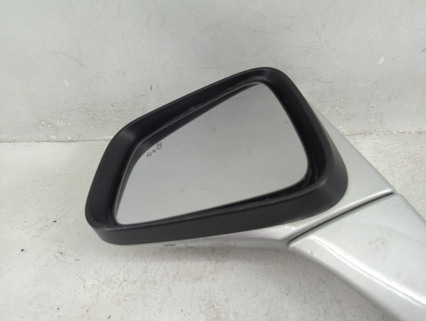 2017-2020 Buick Encore Driver Side View Mirror - Left Door Mirror OEM Used - Oemusedautoparts1.com