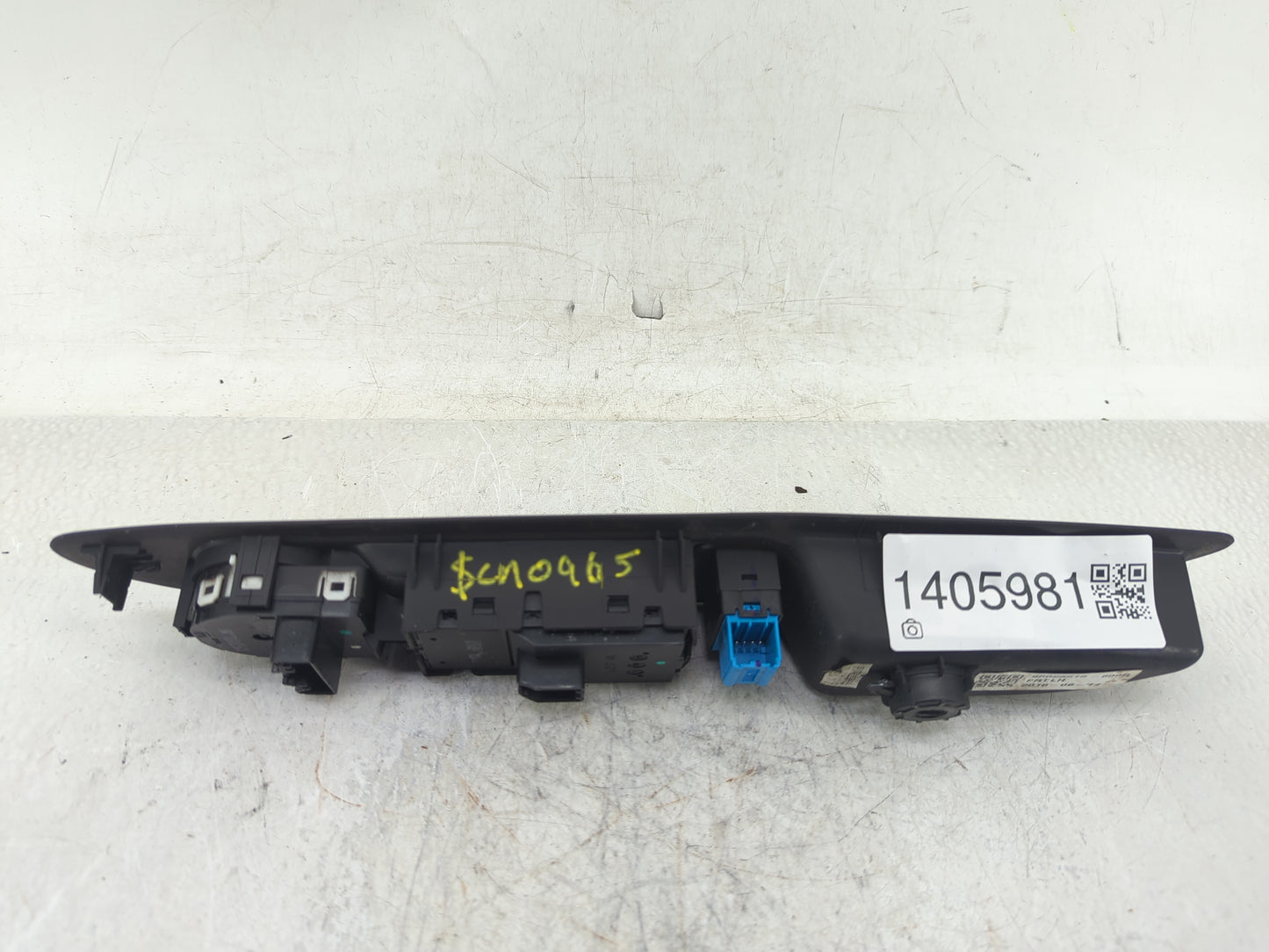 2017-2021 Buick Encore Master Power Window Switch Replacement Driver Side Left P/N:95025518-600R Fits OEM Used Auto Parts - 