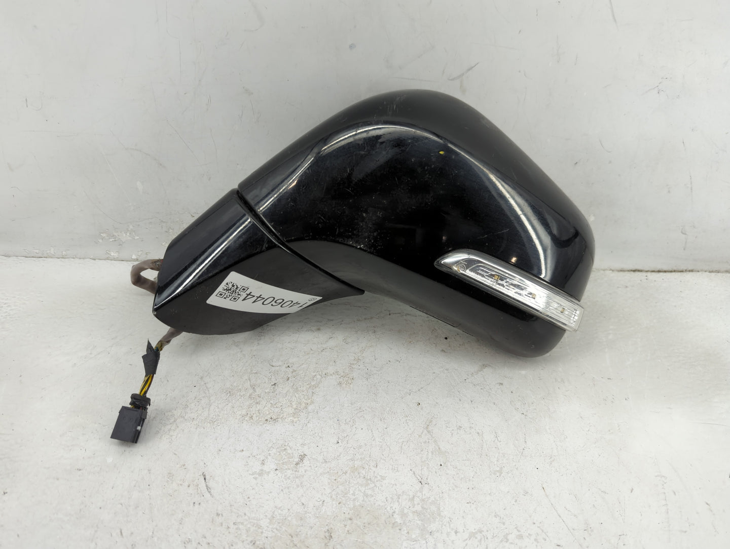 2017-2020 Buick Encore Driver Side View Mirror - Left Door Mirror OEM Used - Oemusedautoparts1.com
