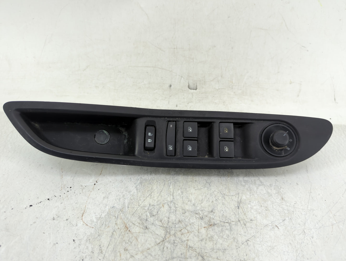 2017-2020 Buick Encore Master Power Window Switch Replacement Driver Side Left P/N:95393726 Fits Fits 2017 2018 2019 2020 OE