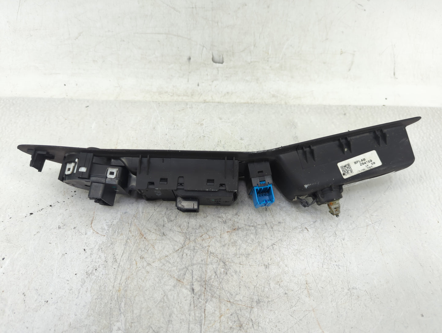 2017-2020 Buick Encore Master Power Window Switch Replacement Driver Side Left P/N:95393726 Fits Fits 2017 2018 2019 2020 OE
