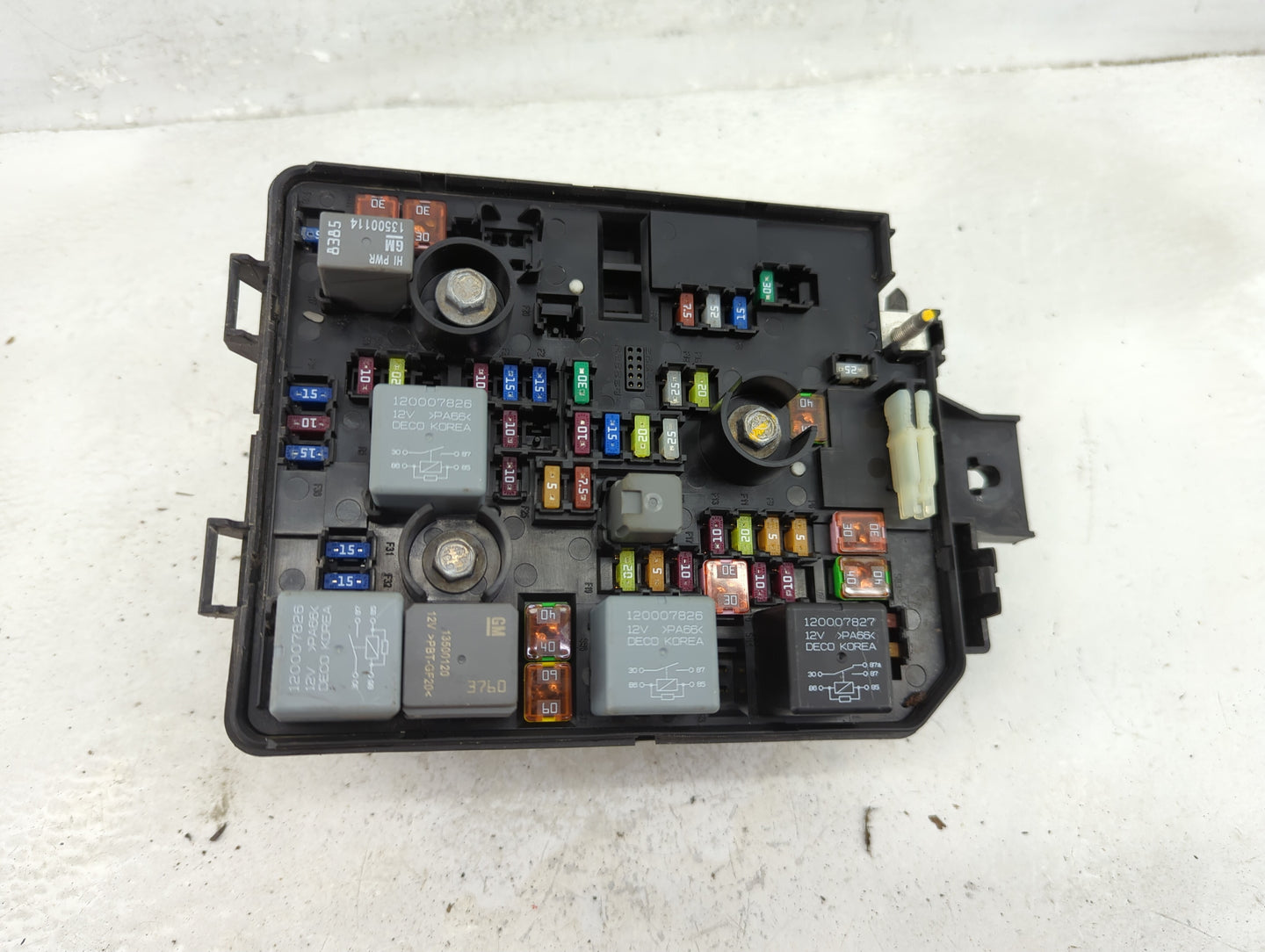 2018-2020 Buick Encore Fusebox Fuse Box Panel Relay Module P/N:95941608 Fits Fits 2018 2019 2020 OEM Used Auto Parts - Oemus