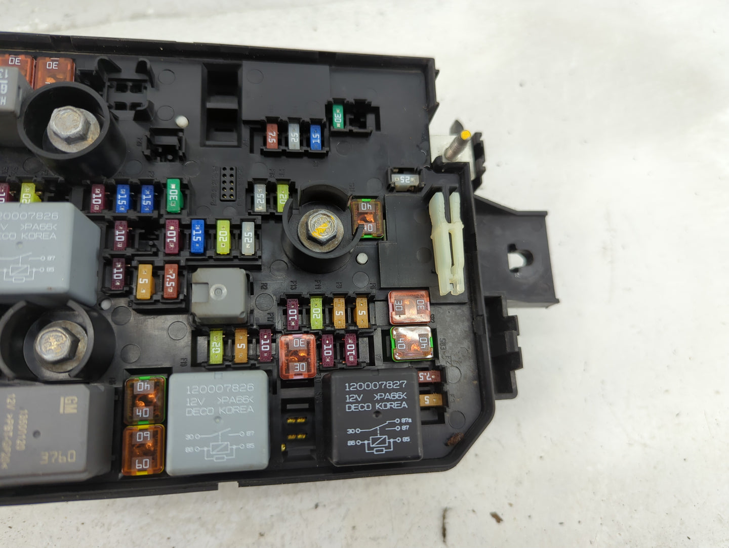 2018-2020 Buick Encore Fusebox Fuse Box Panel Relay Module P/N:95941608 Fits Fits 2018 2019 2020 OEM Used Auto Parts - Oemus