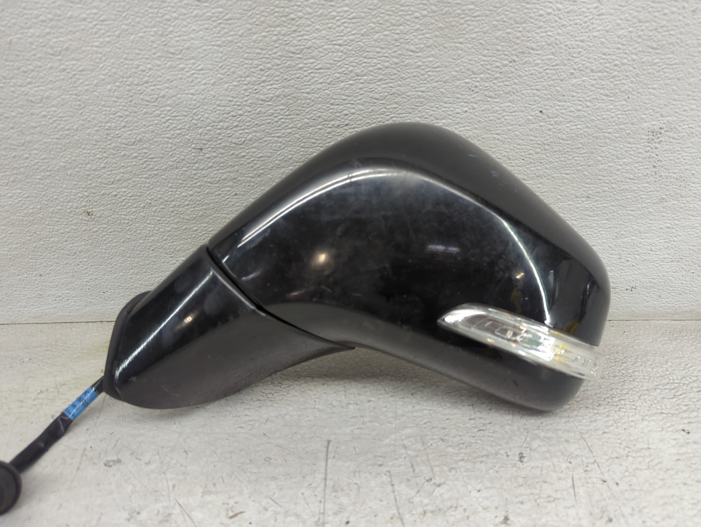 2017-2020 Buick Encore Driver Side View Mirror - Left Door Mirror OEM Used - Oemusedautoparts1.com