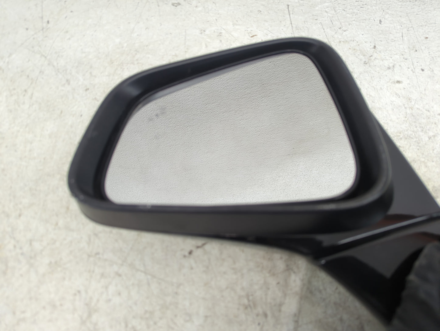 2017-2020 Buick Encore Driver Side View Mirror - Left Door Mirror OEM Used - Oemusedautoparts1.com