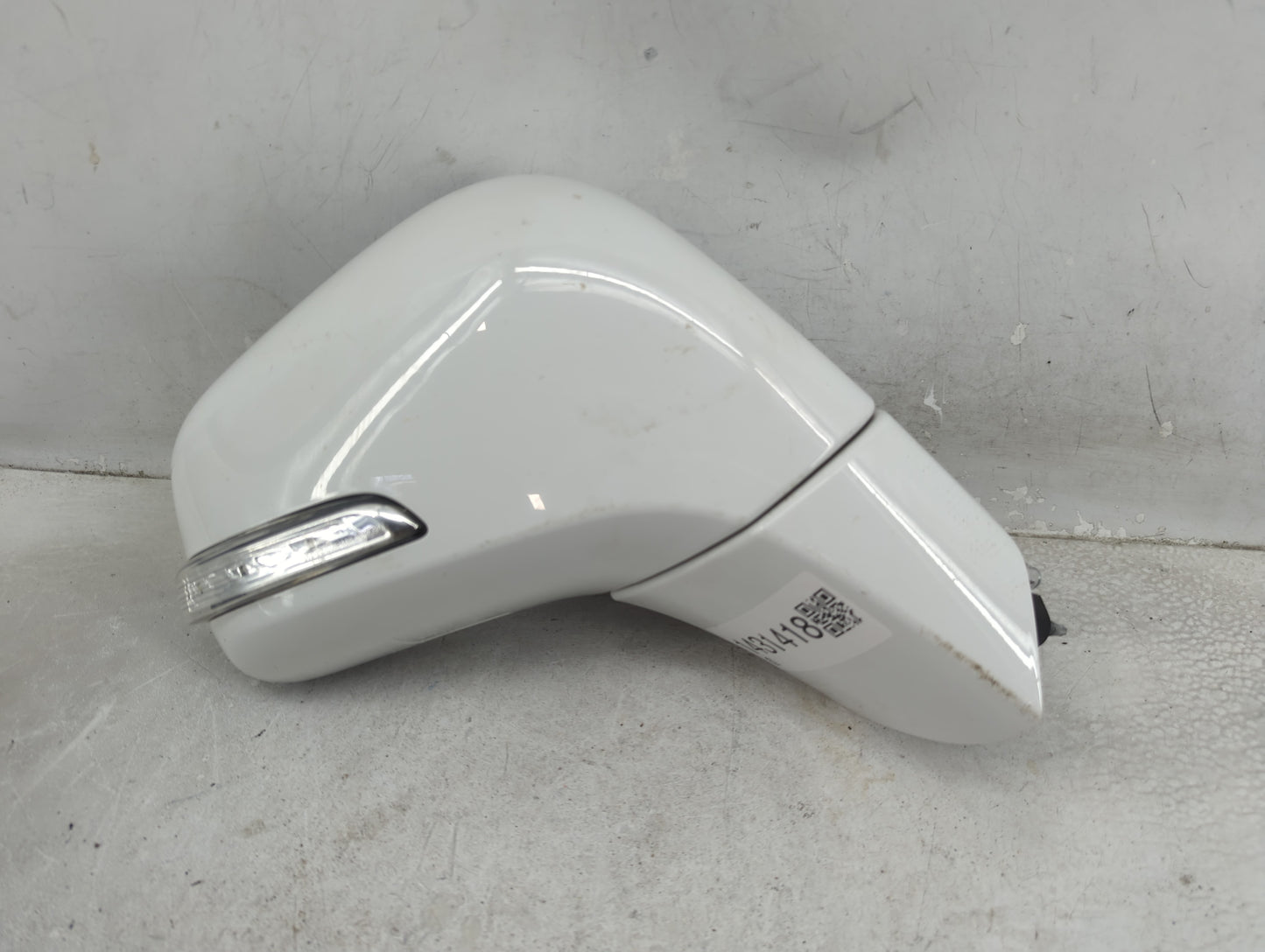 2017-2020 Buick Encore Passenger Side View Mirror - Right Door Mirror OEM Used - Oemusedautoparts1.com