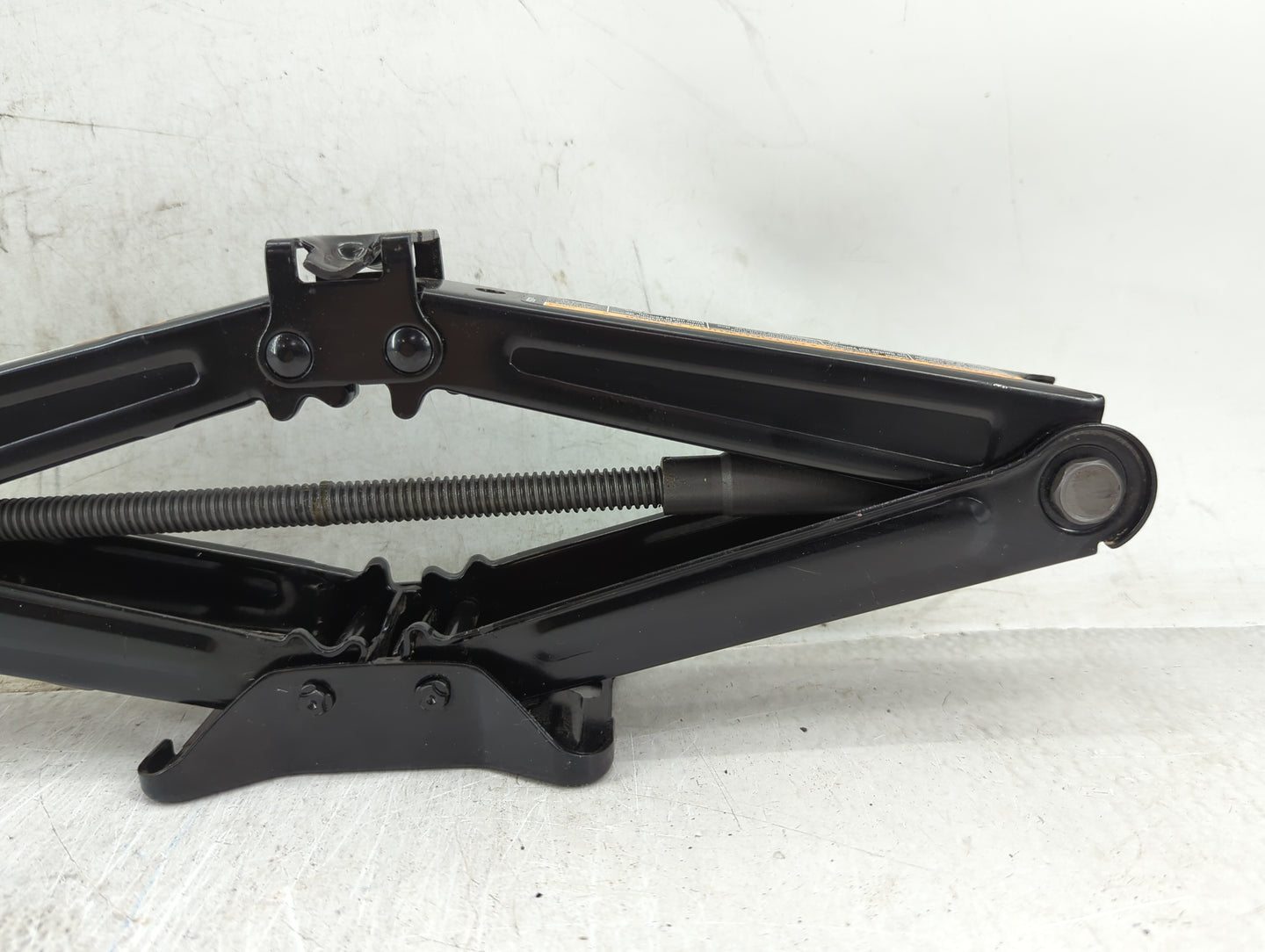 2019 Buick Encore Spare Scissor Car Jack - Oemusedautoparts1.com