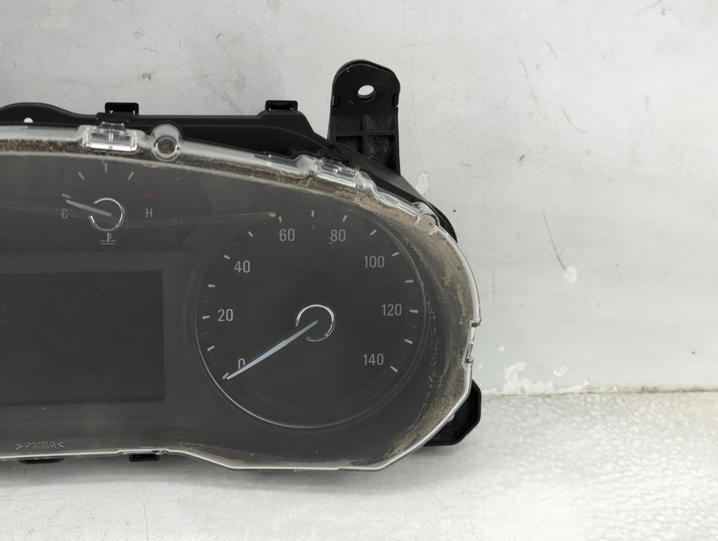 2019-2021 Buick Encore Instrument Cluster Speedometer Gauges P/N:42687899 Fits Fits 2019 2020 2021 OEM Used Auto Parts - Oem