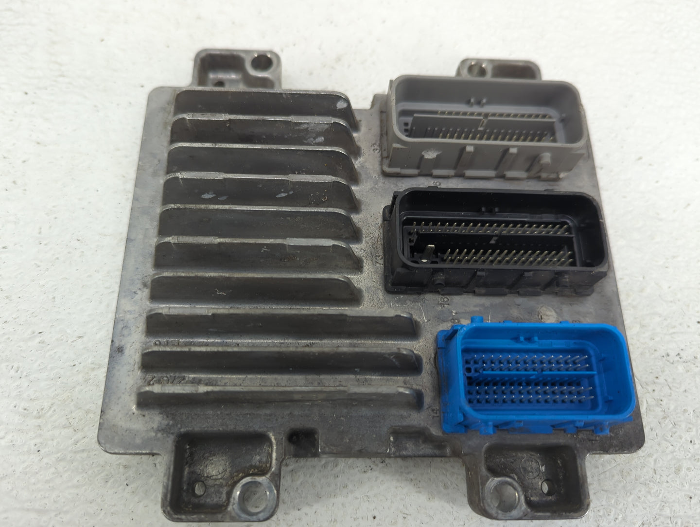 2017-2021 Buick Encore PCM Engine Control Computer ECU ECM PCU OEM P/N:12695536 Fits Fits 2017 2018 2019 2020 2021 OEM Used 
