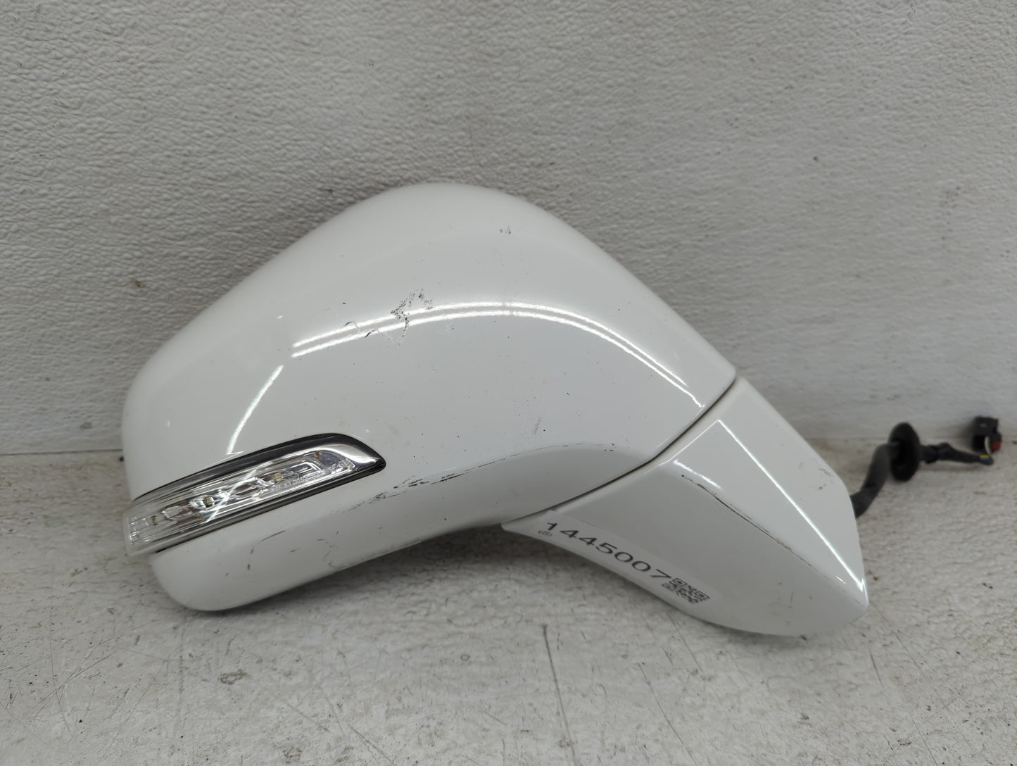 2017-2020 Buick Encore Passenger Side View Mirror - Right Door Mirror OEM Used - Oemusedautoparts1.com