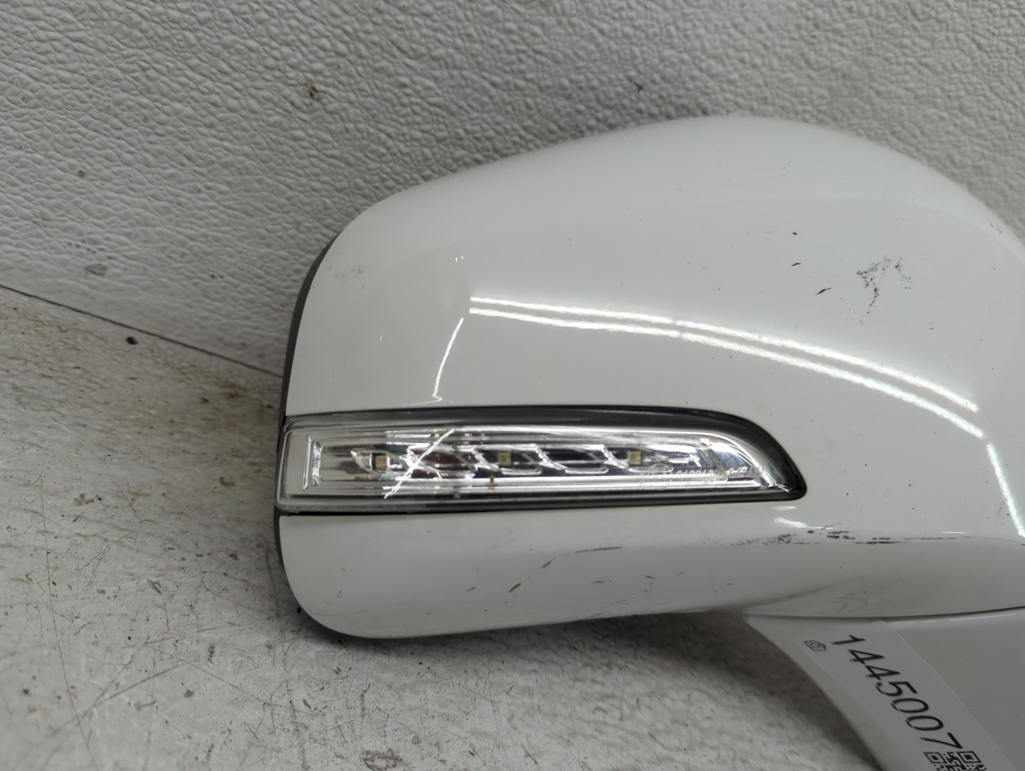 2017-2020 Buick Encore Passenger Side View Mirror - Right Door Mirror OEM Used - Oemusedautoparts1.com