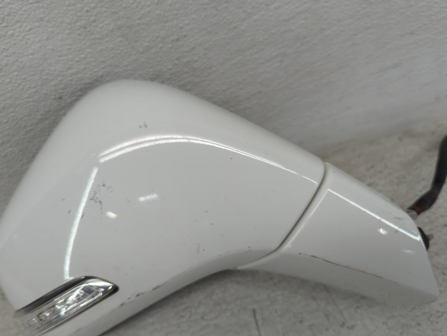 2017-2020 Buick Encore Passenger Side View Mirror - Right Door Mirror OEM Used - Oemusedautoparts1.com